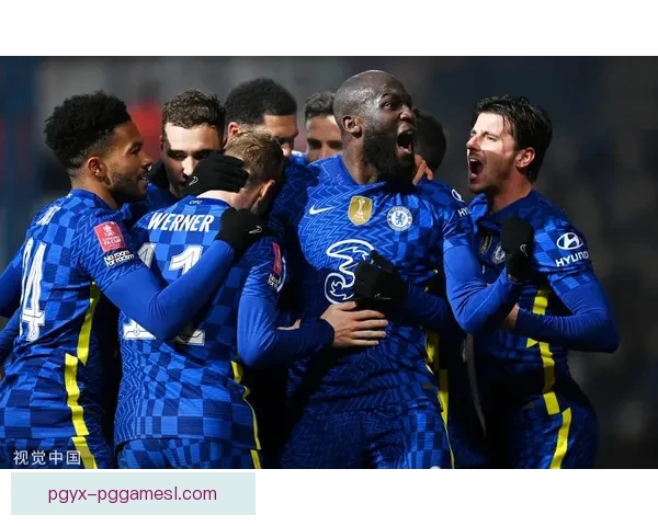 法特萨逆转杜兹塞赛场焦点战精彩瞬间回顾