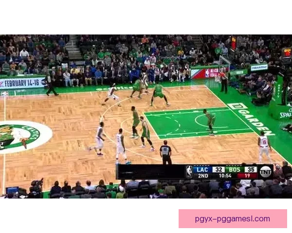 查姆主场迎战科堡精彩对决全场焦点战况解析